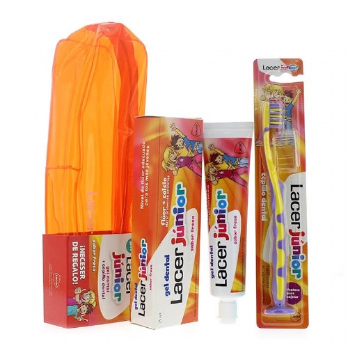 LACER JUNIOR GEL DENTAL (75 ML FRESA)